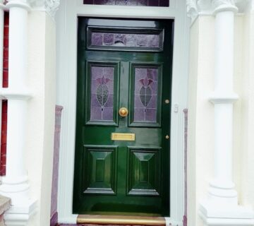5 tips for painting your front door