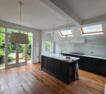 How long does kitchen respray last