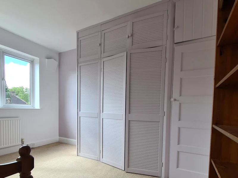 Wardrobes & Furniture Spraying in Chiswick Wardrobes & Furniture Spraying in Chiswick
