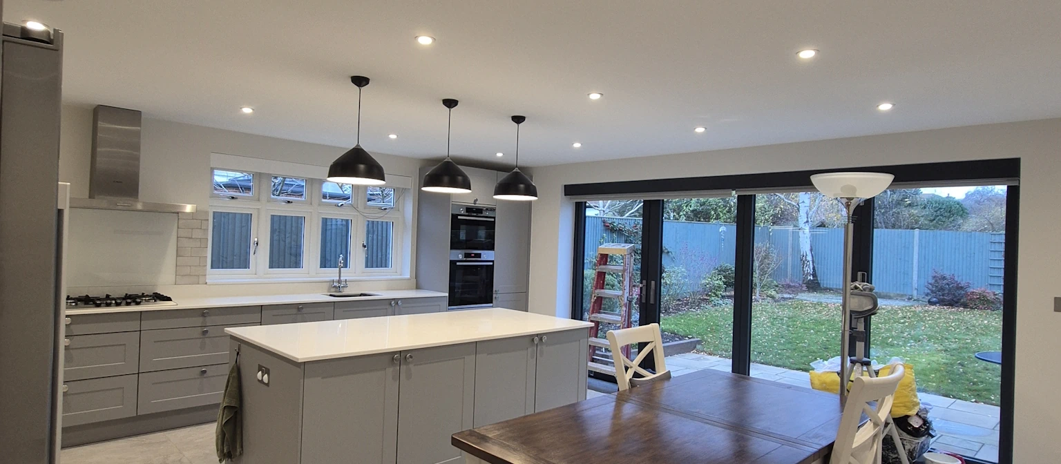 Painter and Decorator Fetcham Painter and Decorator Fetcham