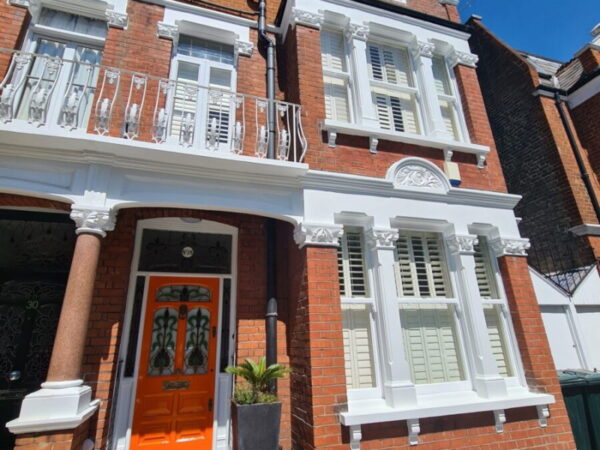Exterior Painter Decorator in Mitcham